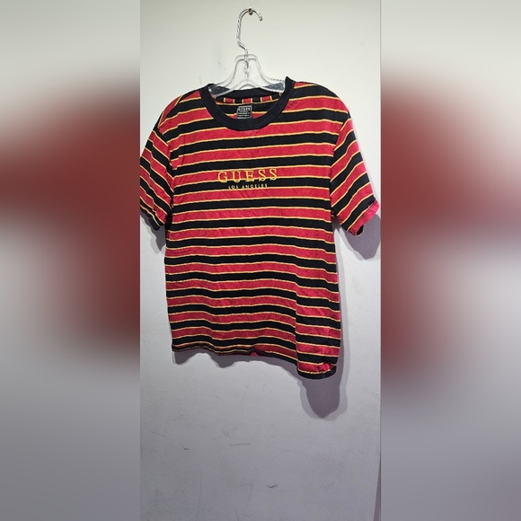 Guess Tee - Picture 4 of 5